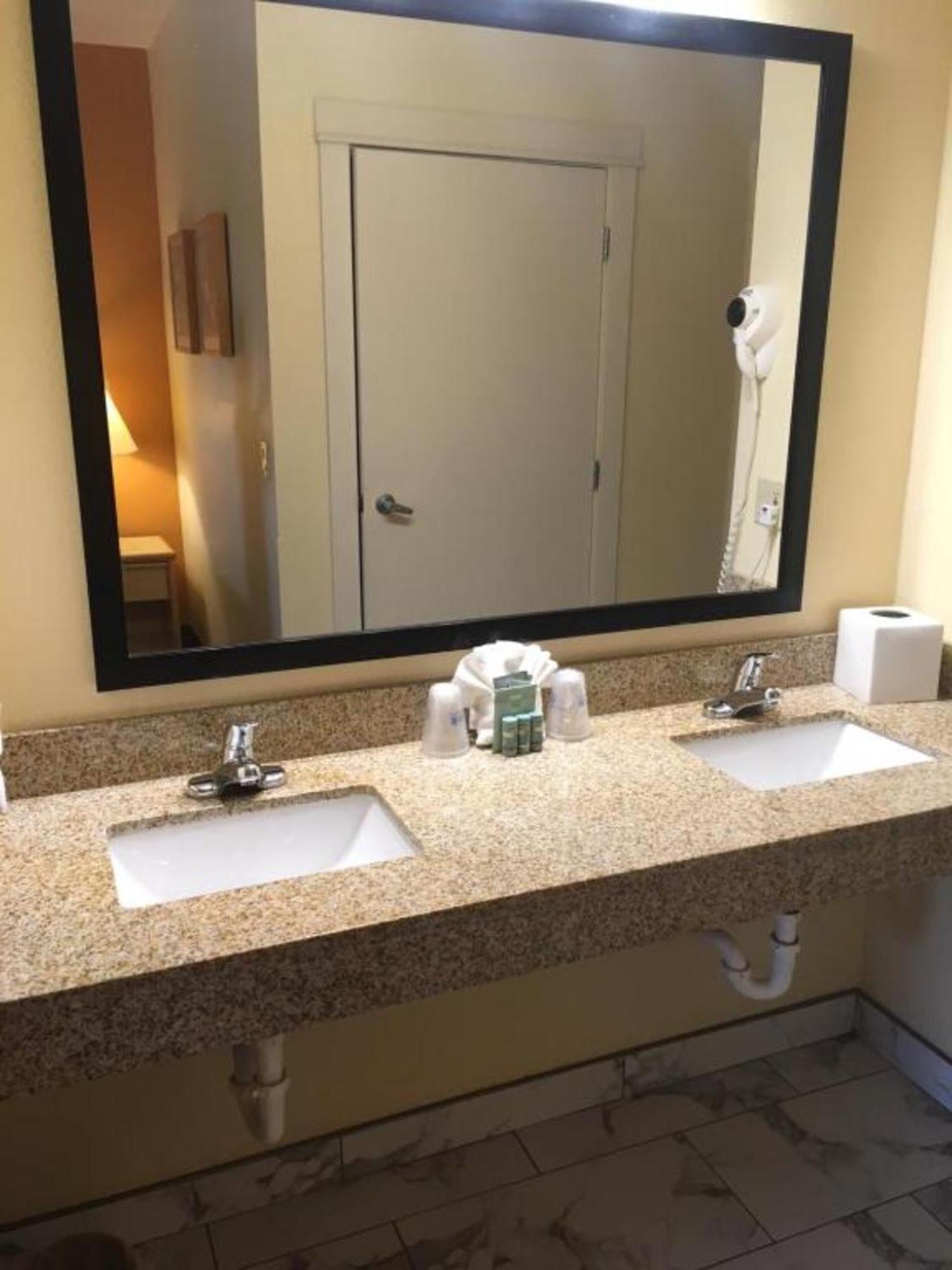 Lighthouse Suites Inn Ocean Shores Eksteriør bilde
