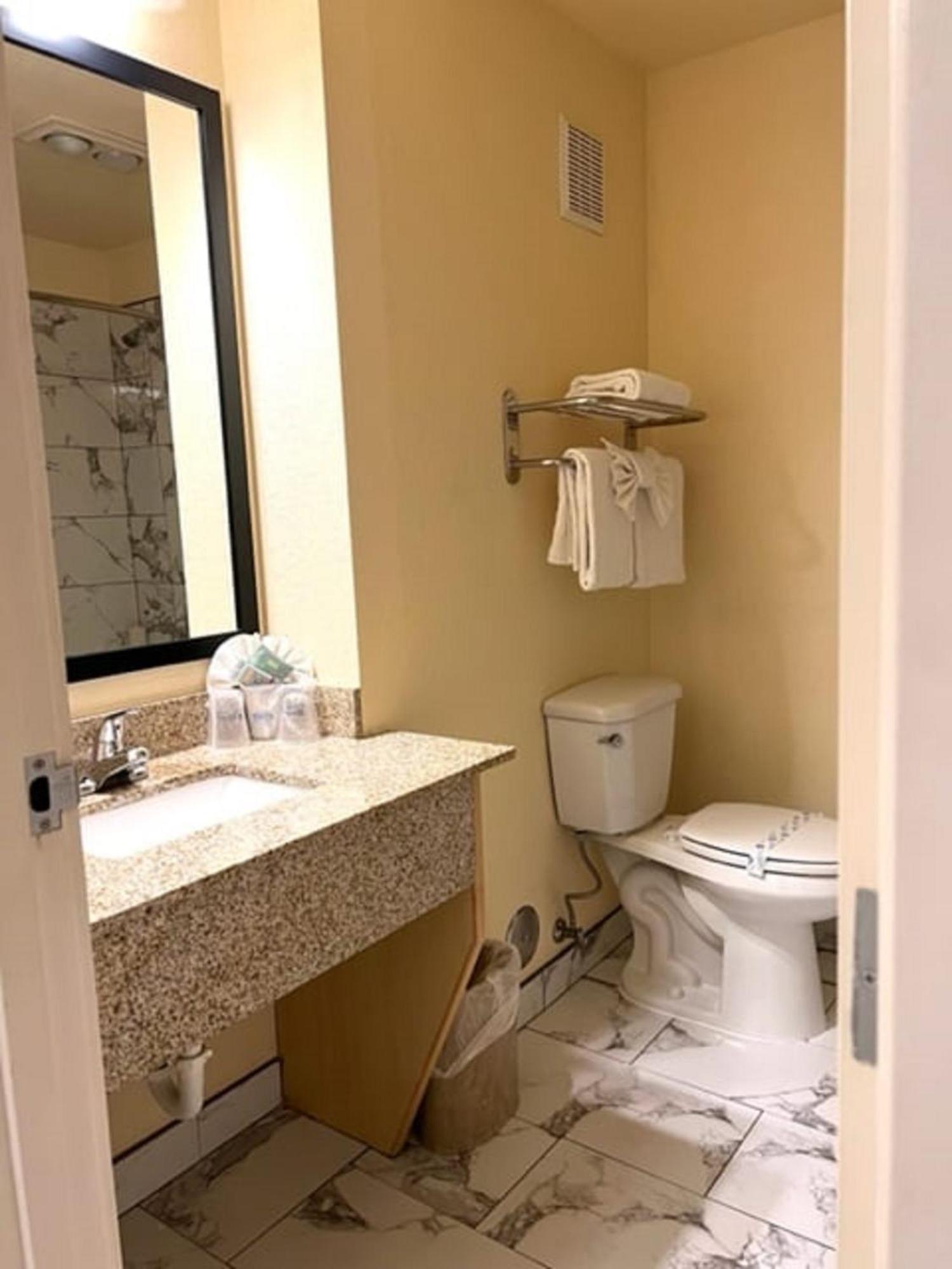 Lighthouse Suites Inn Ocean Shores Eksteriør bilde